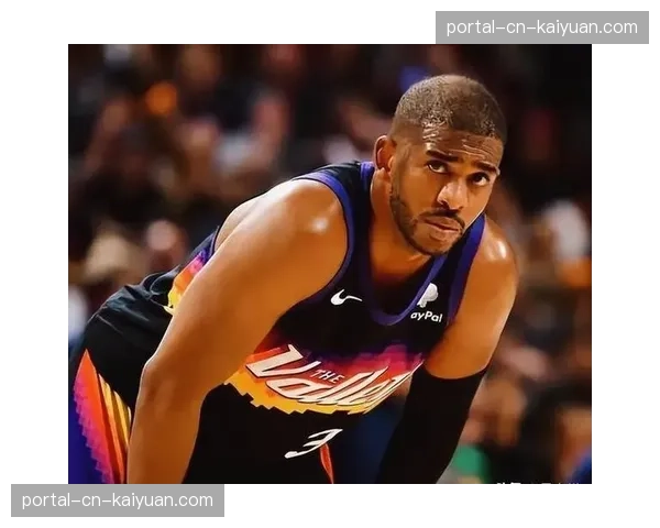 特写:老将克里斯·保罗在生涯可能的最后一场季后赛后独自加练 特写:老将克里斯·保罗在生涯可能的最后一场季后赛后独自加练